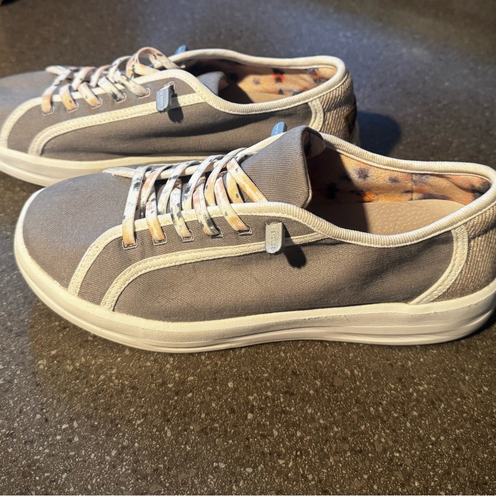 Hey Dude Grey Low-Top Sneakers - Picture 6 of 8